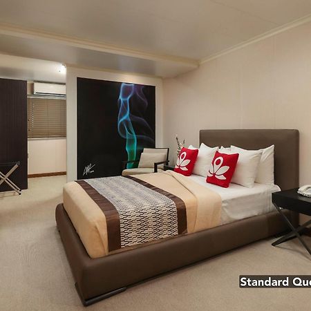 Zen Premium Magallanes Makati Makati City Exterior photo